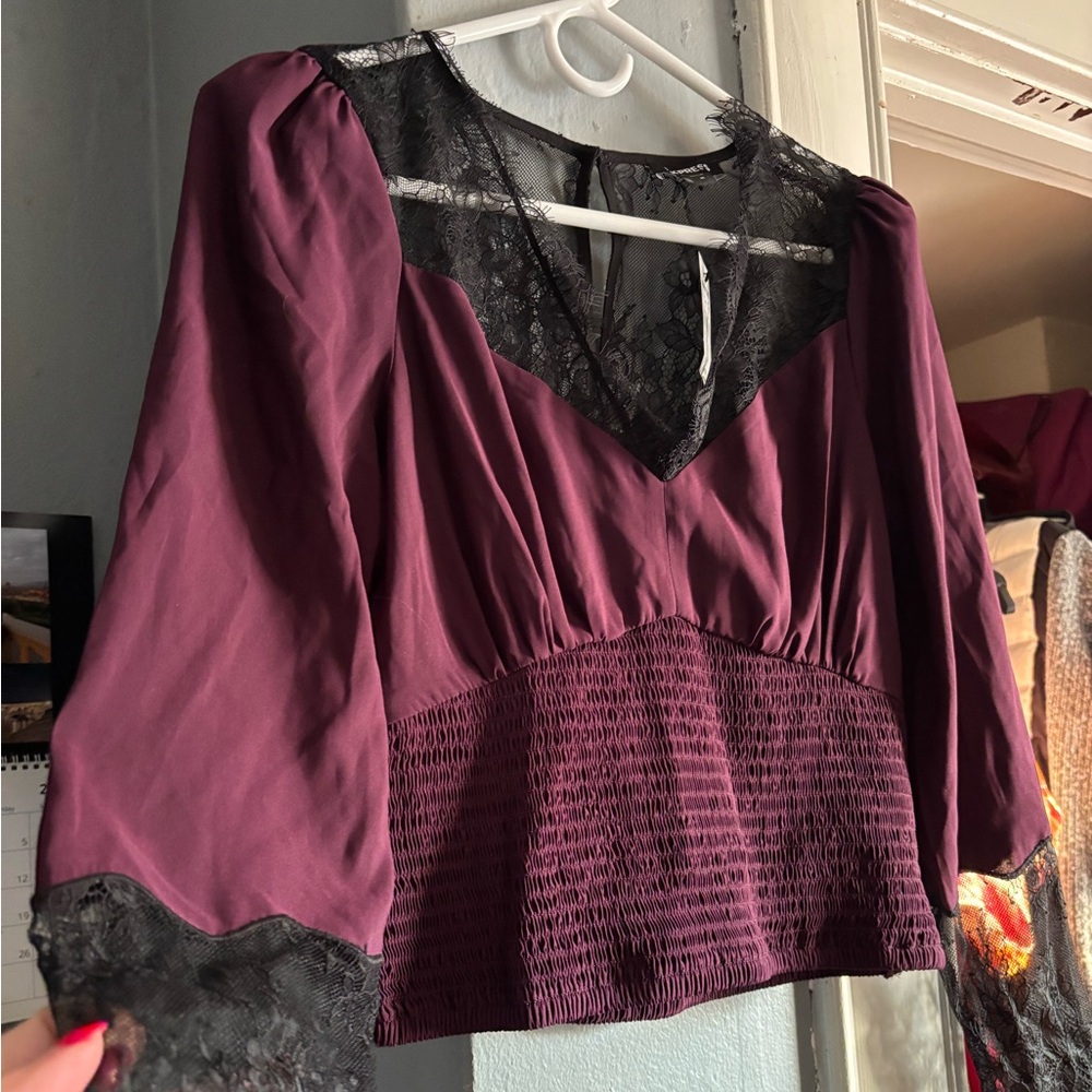 New with tags Women’s Express Top